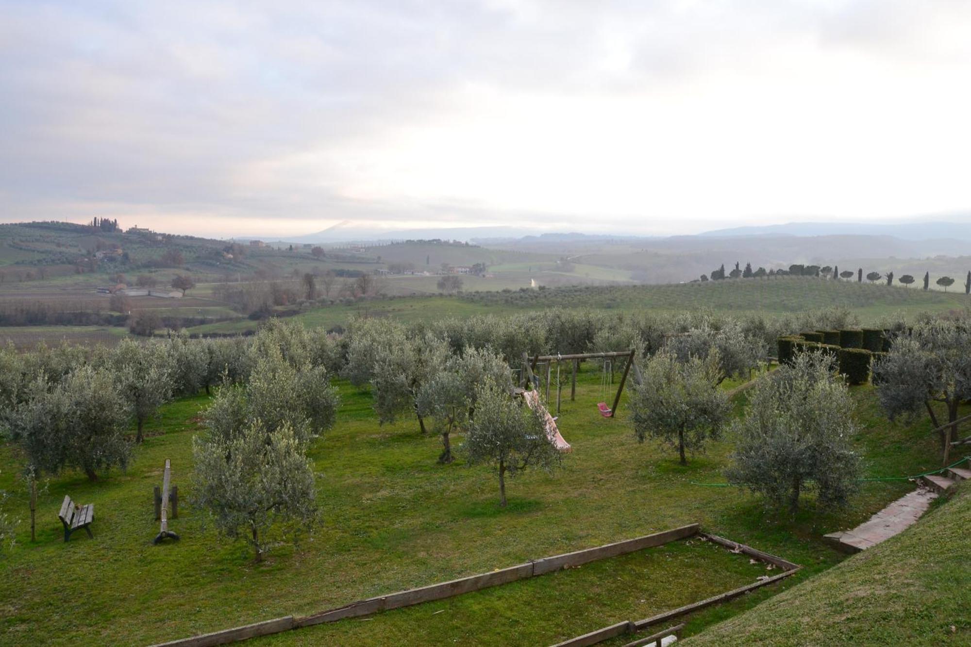 Agriturismo Sanguineto Acquaviva  Екстериор снимка