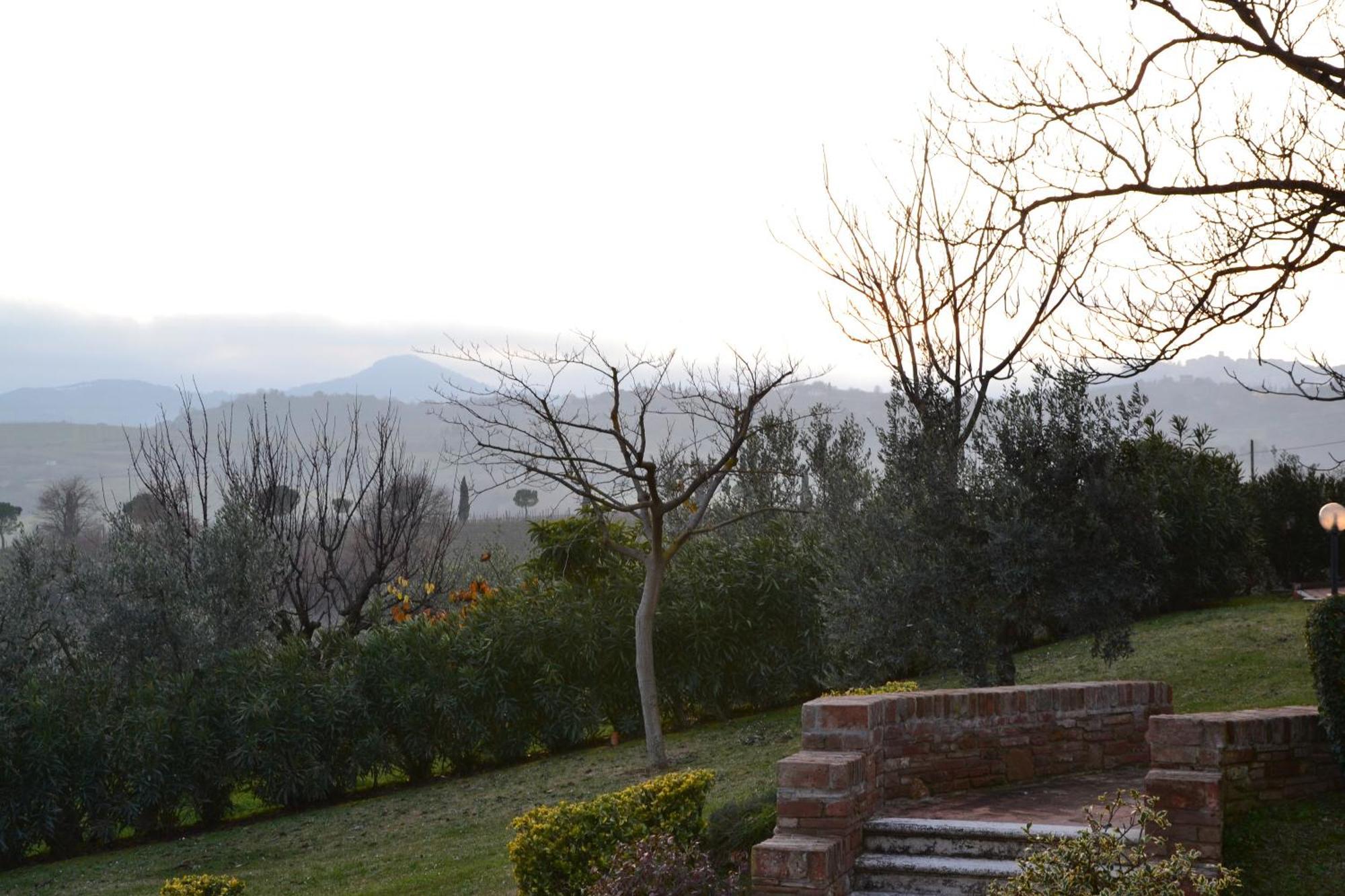 Agriturismo Sanguineto Acquaviva  Екстериор снимка