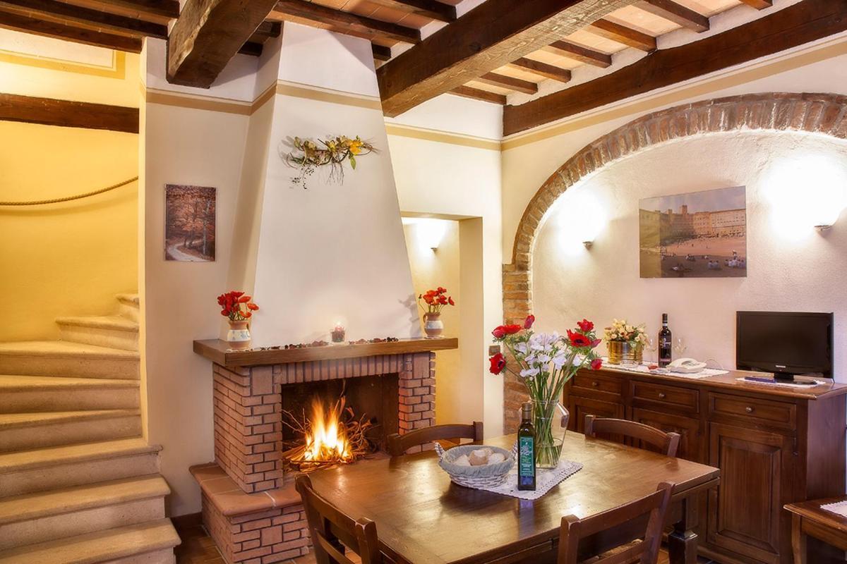 Agriturismo Sanguineto Acquaviva  Екстериор снимка